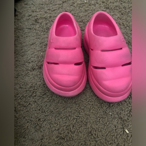 10T hot pink ugg shoes - Picture 4 of 12